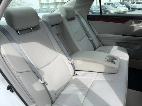 Used 2012 Toyota Avalon image 37
