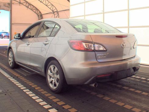 Used 2010 MAZDA MAZDA3 i Sport FWD image 8