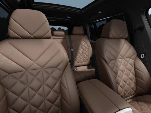 New 2027 BMW X7 xDrive40i AWD/4WD image 11