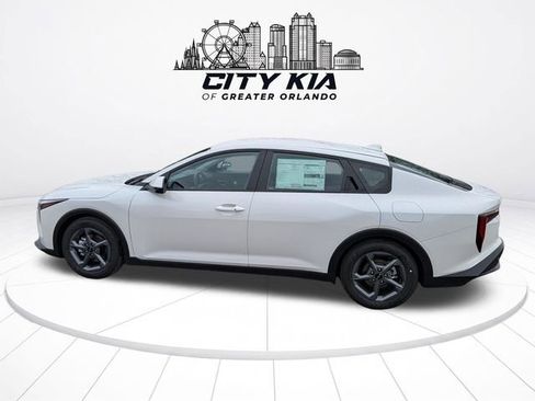 New 2026 Kia K4 FWD image 3