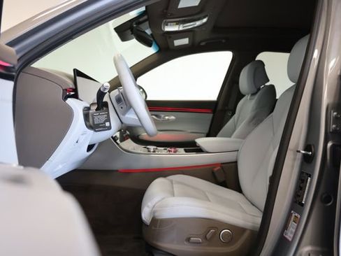 New 2026 Genesis GV70 2.5T Advanced w/ G1 Accessory Package image 20