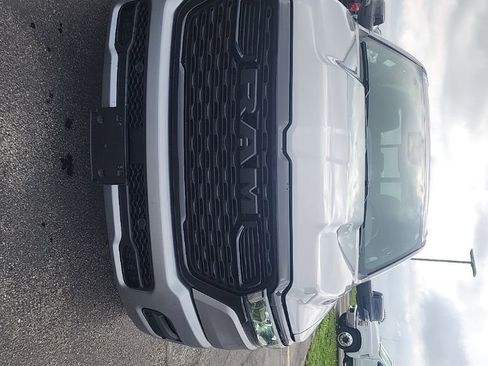 Used 2025 RAM 1500 Big Horn AWD/4WD image 6