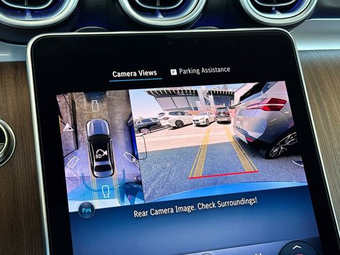 Used 2025 Mercedes-Benz C 300 4MATIC Sedan image 18