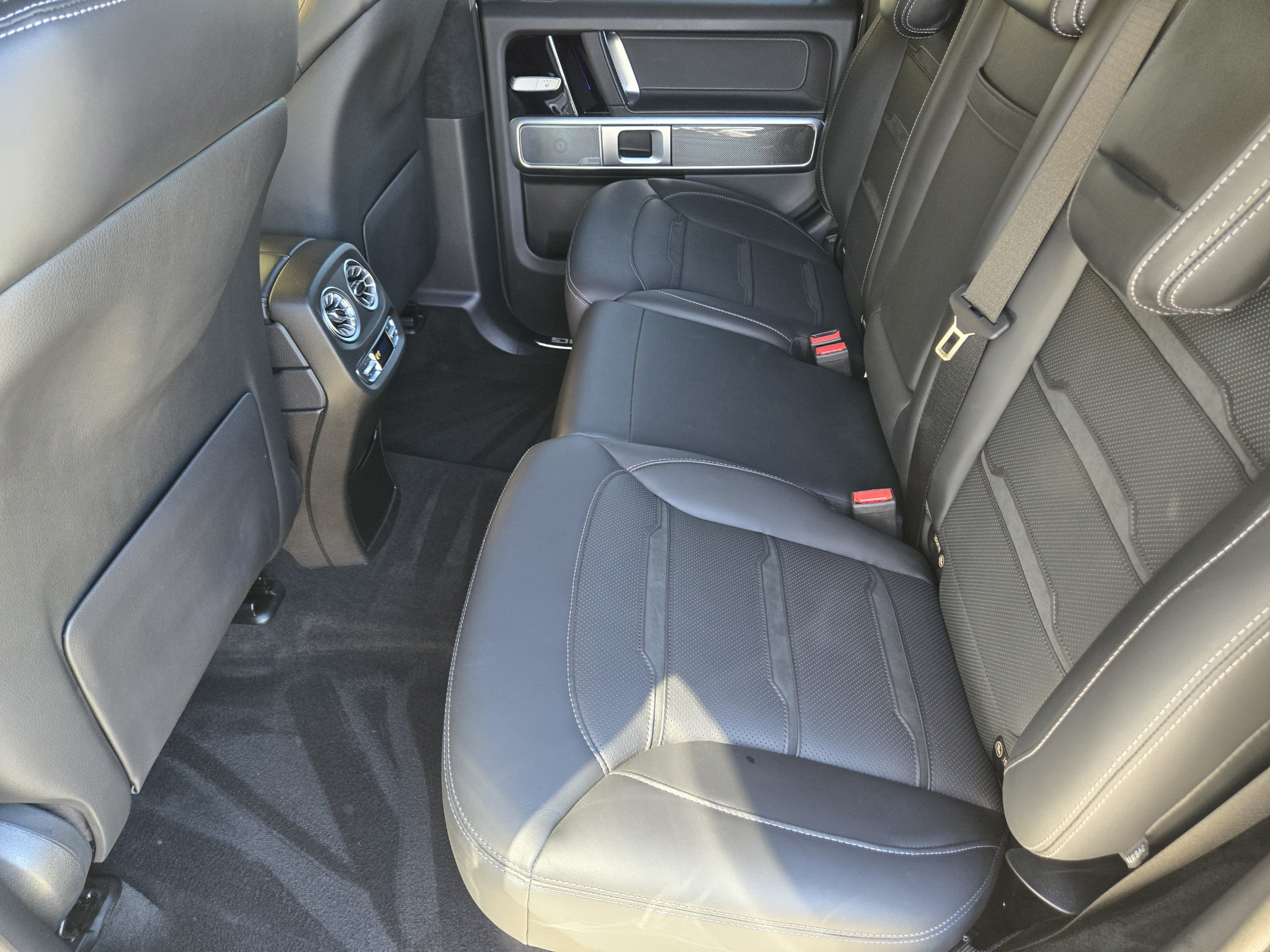 Used 2022 Mercedes-Benz G 63 AMG 4MATIC image 27