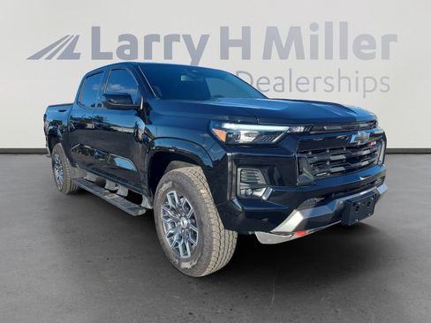Used 2025 Chevrolet Colorado Z71 w/ Z71 Convenience Package 2 image 7