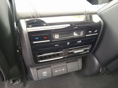 Certified 2026 Acura MDX FWD w/ Technology Package image 11