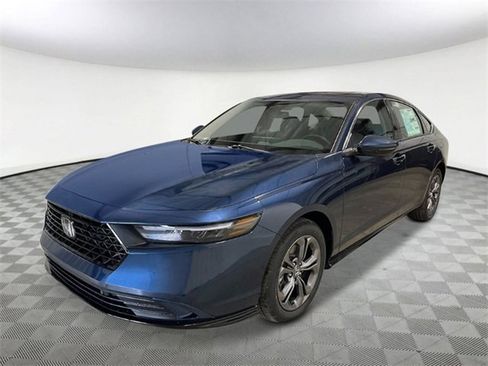 New 2025 Honda Accord EX-L image 7