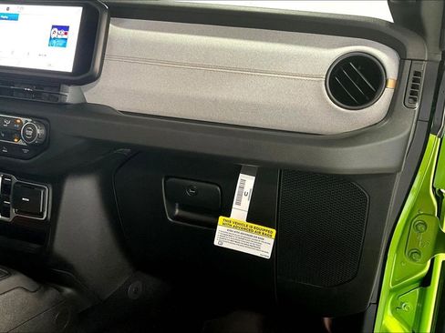 New 2025 Jeep Gladiator Sport image 10