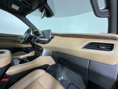 Used 2023 Chevrolet Tahoe Premier image 19