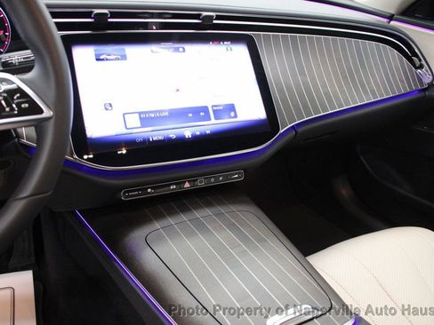 Used 2025 Mercedes-Benz E 450 4MATIC Sedan image 27