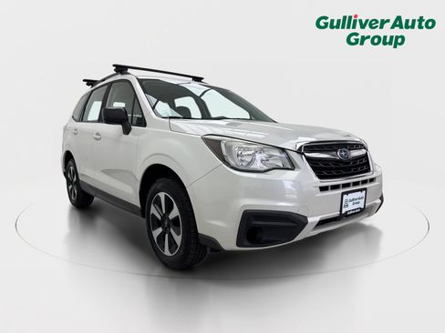 Used 2017 Subaru Forester 2.5i w/ Alloy Wheel Package AWD/4WD image 13