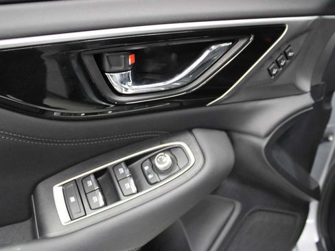 Used 2021 Subaru Outback Limited XT AWD/4WD image 16