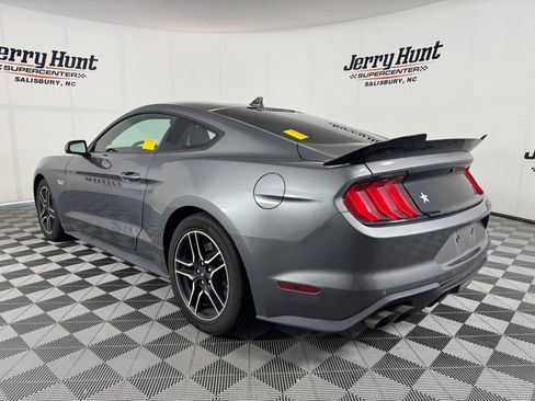Used 2022 Ford Mustang GT Premium RWD image 9