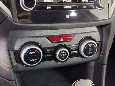 Used 2023 Subaru Crosstrek 2.5i Limited w/ Moonroof Package image 29