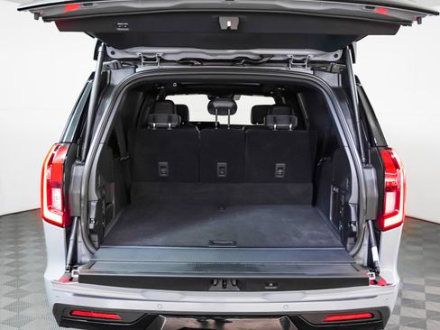 Used 2025 Ford Expedition Max Platinum w/ Stealth Performance Package image 9