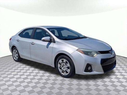 Used 2015 Toyota Corolla S FWD image 31