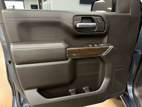 Used 2020 Chevrolet Silverado 1500 LT Trail Boss w/ Convenience Package image 13