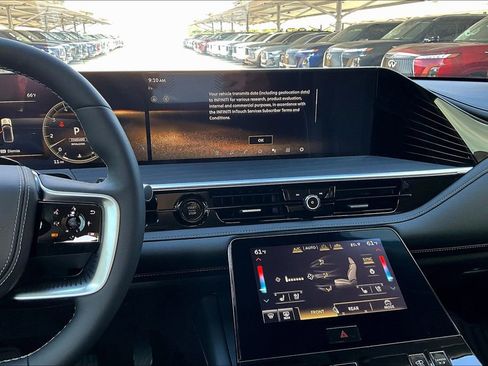 New 2025 INFINITI QX80 Sensory image 19