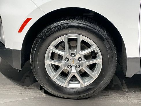 Used 2023 Chevrolet Equinox LT AWD/4WD image 35