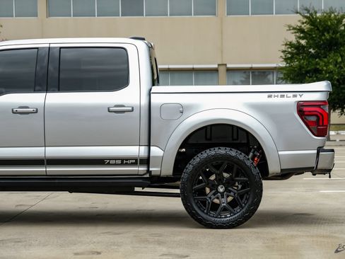 Used 2025 Ford F150 Lariat w/ Equipment Group 502A High AWD/4WD image 9