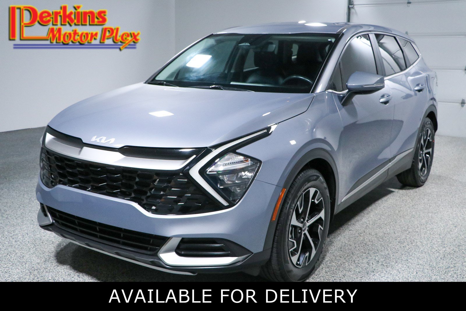 Used 2023 Kia Sportage EX FWD image 1