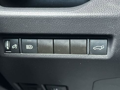 Certified 2022 Toyota RAV4 XLE w/ Convenience Package FWD image 30
