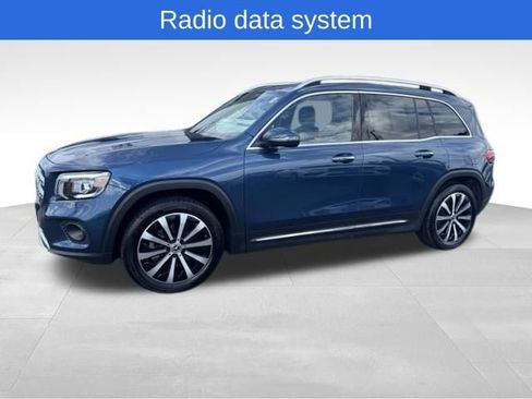 Used 2022 Mercedes-Benz GLB 250 4MATIC image 8