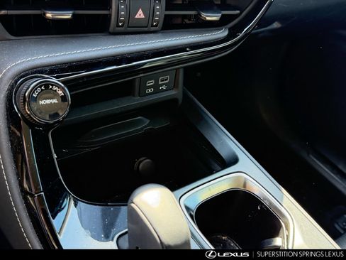 Used 2024 Lexus NX 350h AWD image 10