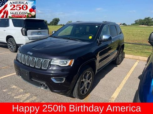 Used 2019 Jeep Grand Cherokee Overland AWD/4WD image 3