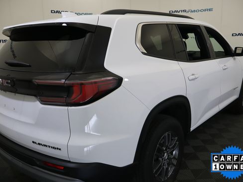 Used 2025 GMC Acadia Elevation FWD image 6