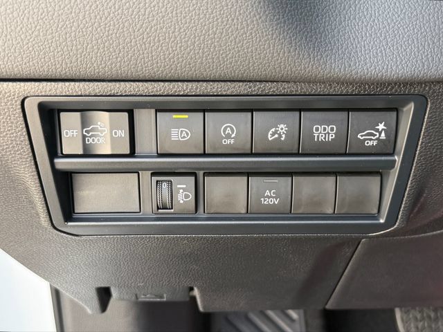 Used 2026 Toyota Tundra Limited w/ Power Package AWD/4WD image 18