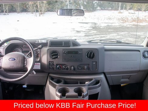 Used 2013 Ford E-350 and Econoline 350 XL w/ PWR Windows & Locks Group image 18