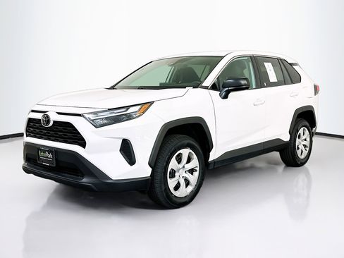 Used 2024 Toyota RAV4 LE image 3