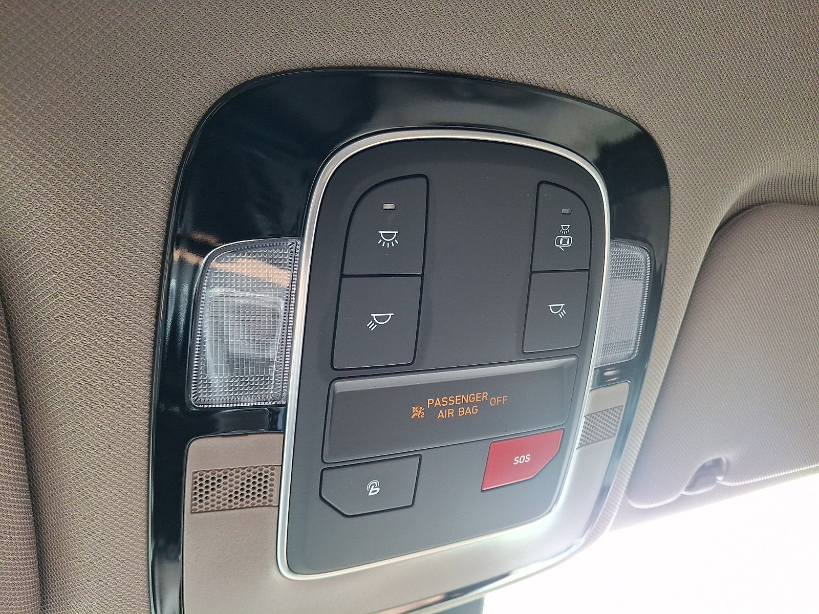Used 2023 Hyundai Santa Fe SEL AWD/4WD image 25