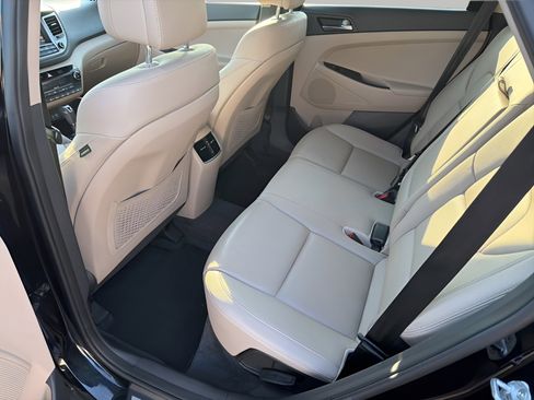 Used 2016 Hyundai Tucson Limited w/ Option Group 03 image 27