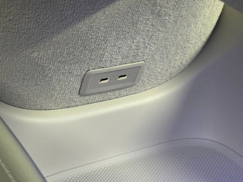 Used 2025 Mercedes-Benz EQE 350+ 4MATIC SUV image 38