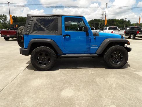 Used 2012 Jeep Wrangler Sport image 5