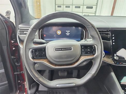 Used 2023 Jeep Grand Wagoneer L Series II image 23