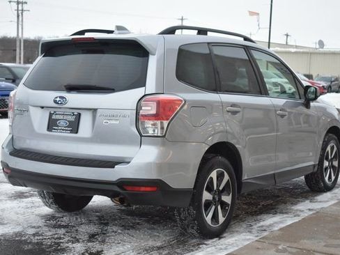 Used 2018 Subaru Forester 2.5i Premium w/ All-Weather Package image 6
