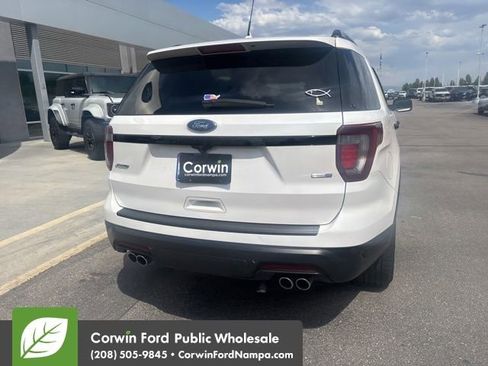 Used 2019 Ford Explorer Sport w/ Equipment Group 401A AWD/4WD image 11