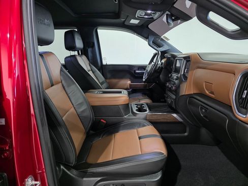 Used 2022 Chevrolet Silverado 1500 High Country w/ Z71 Off-Road Package image 19