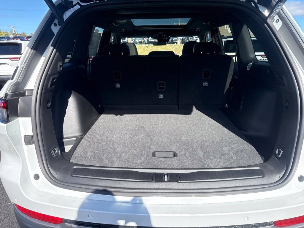 New 2027 Jeep Grand Cherokee Limited AWD/4WD image 24