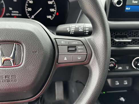 Certified 2026 Honda HR-V LX image 11
