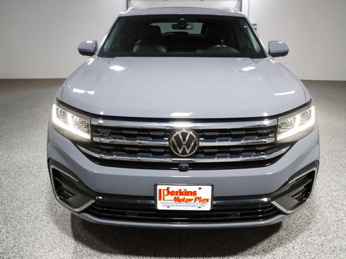 Used 2023 Volkswagen Atlas Cross Sport SEL Premium R-Line AWD/4WD image 4