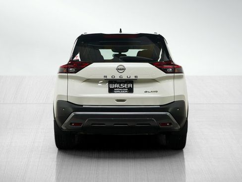 Used 2023 Nissan Rogue SL w/ SL Premium Package AWD/4WD image 4