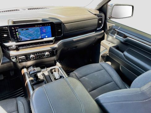 Used 2024 GMC Sierra 1500 Elevation w/ LPO, Elevation Black Package AWD/4WD image 23