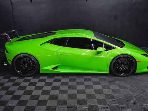 Used 2015 Lamborghini Huracan LP 610-4 image 16