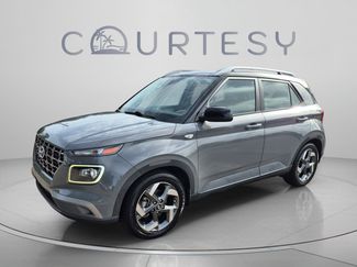 Used 2022 Hyundai Venue Limited FWD 360° Tour