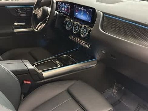 Certified 2025 Mercedes-Benz GLA 250 4MATIC image 35