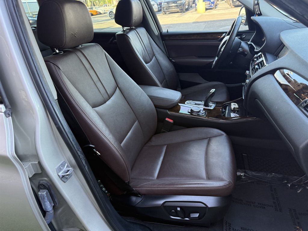Used 2017 BMW X3 sDrive28i RWD image 18
